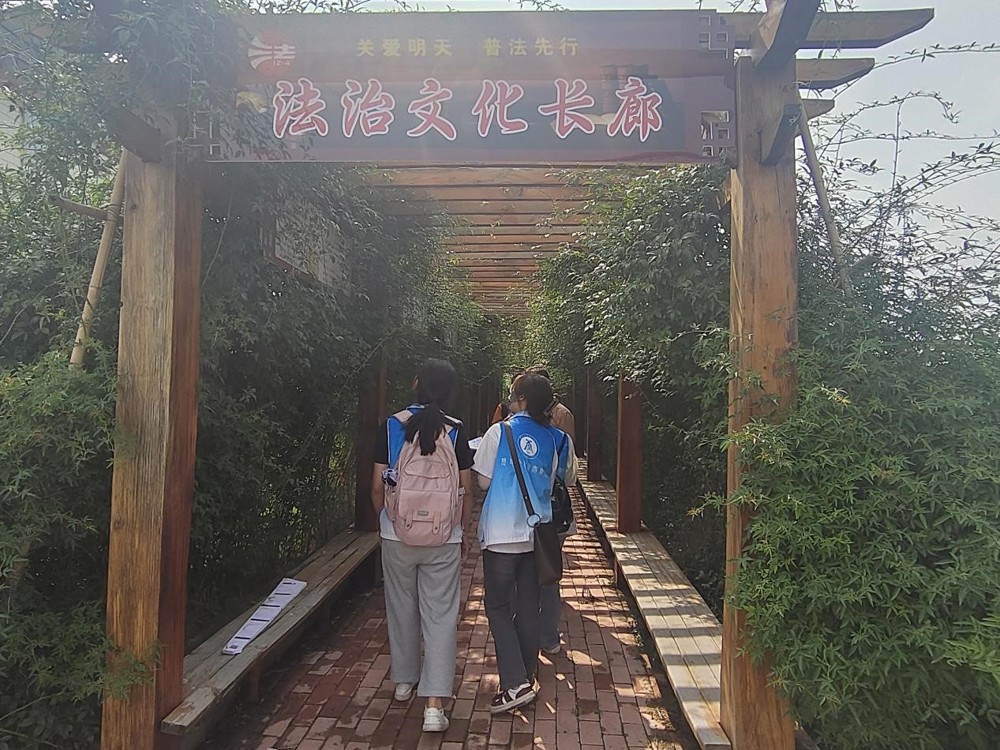 31c0372abdd2439c800602ccad2e37e9.jpg 31c0372abdd2439c800602ccad2e37e9.jpg