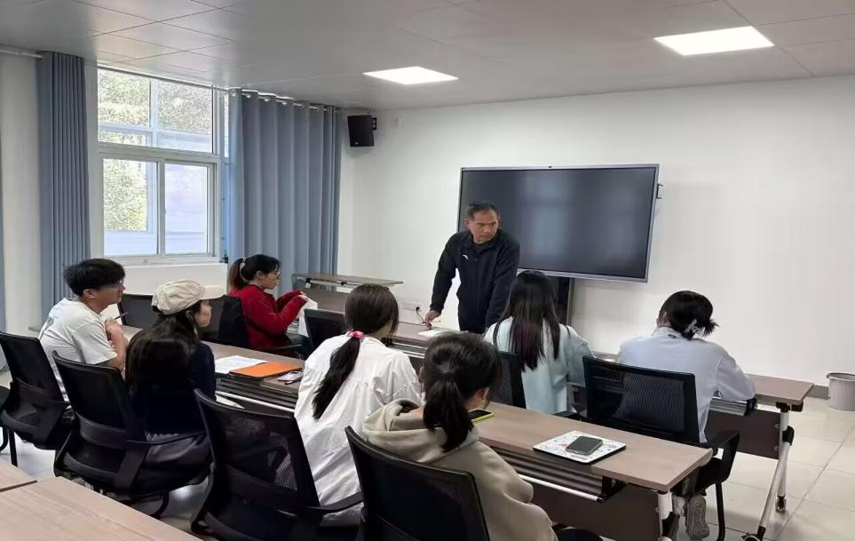 45b002adc8e04b74aee7ba7aedc7c692.png 45b002adc8e04b74aee7ba7aedc7c692.png