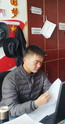 【师大榜样 校友篇】张国远:雪域之巅的青春答卷——bd官方登录页面
援藏毕业生张国远的选择与坚守