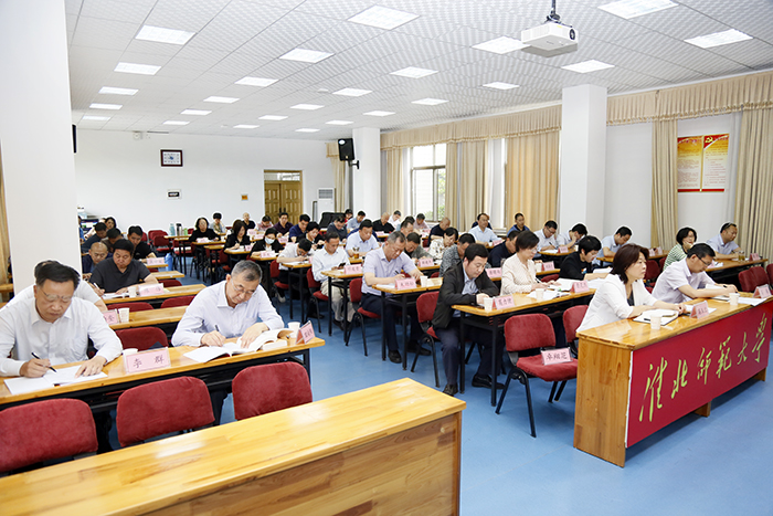 aacfe505e38c4e95b7fe3eb28ca79c4c.jpg aacfe505e38c4e95b7fe3eb28ca79c4c.jpg