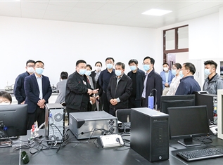淮北市人大常委会领导到我校调研安徽省重点实验室