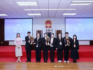 法学院在第七届安徽省大学生模拟法庭比赛中获佳绩